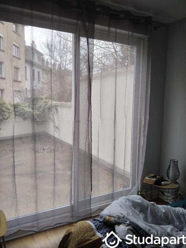 Chambre - 13 m² - 1 pièce