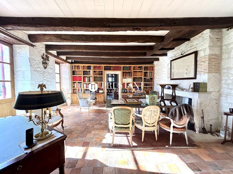 Maison de domaine - 800 m² - 14 pièces