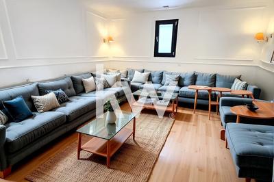 Maison d'architecte - 446 m² - 9 pièces