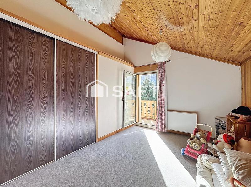 Maison - 251 m² - 10 pièces