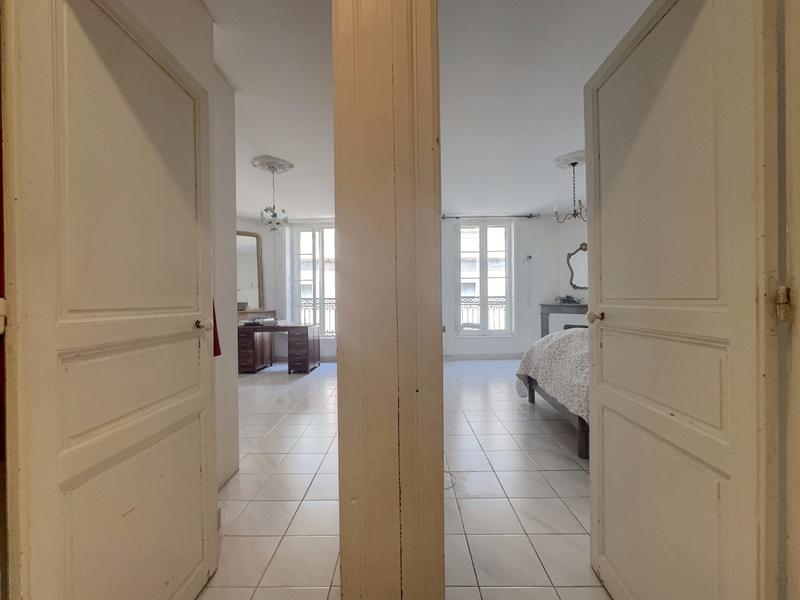 Appartement - 80 m² - 3 pièces