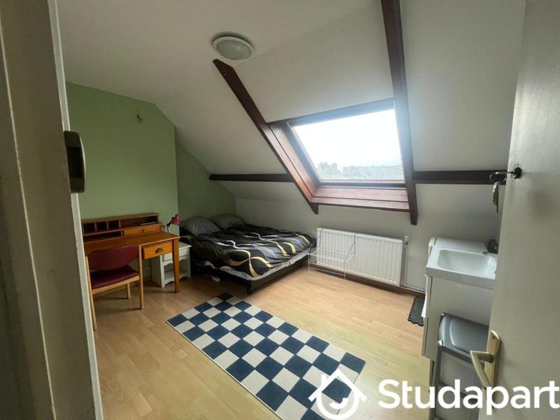 Chambre - 17 m² - 1 pièce