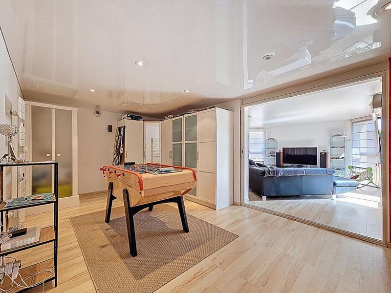 Maison - 217 m² - 10 pièces