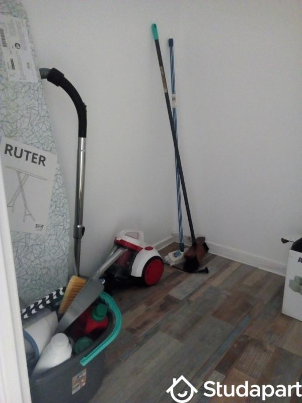 Chambre - 9 m² - 1 pièce