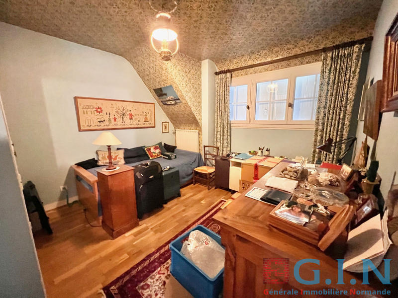 Maison - 146 m² - 7 pièces