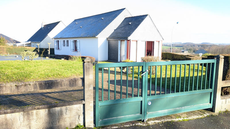 Maison - 96 m² - 3 pièces