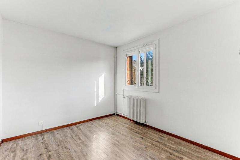 Appartement - 94 m² - 4 pièces