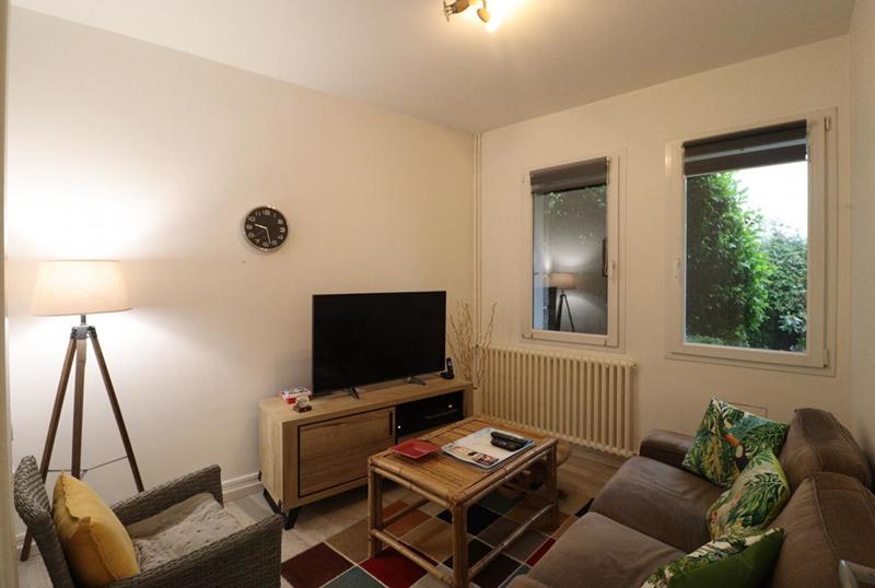 Maison - 237 m² - 8 pièces