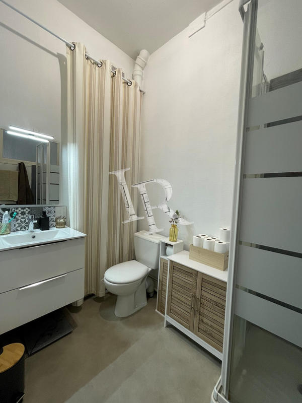 Appartement - 72 m² - 2 pièces