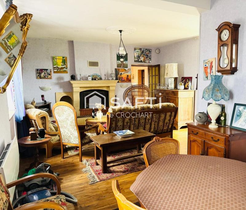 Maison - 152 m² - 8 pièces