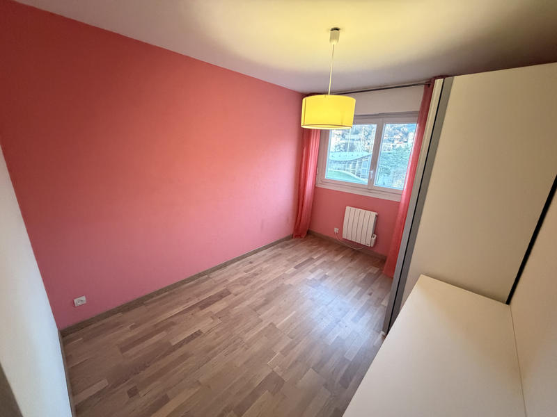 Appartement - 84 m² - 4 pièces