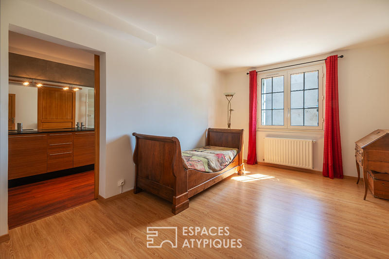 Maison - 481 m² - 12 pièces
