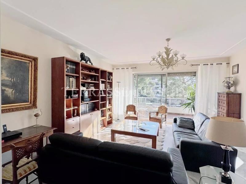 Appartement - 145 m² - 5 pièces