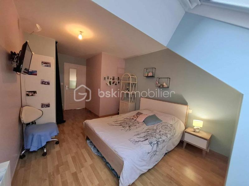 Maison - 177 m² - 8 pièces