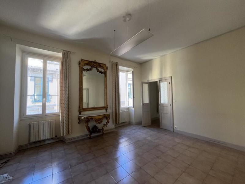 Appartement - 169 m² - 7 pièces