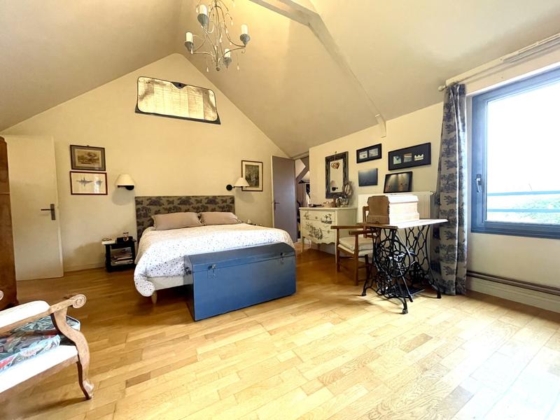 Maison ancienne - 298 m² - 12 pièces