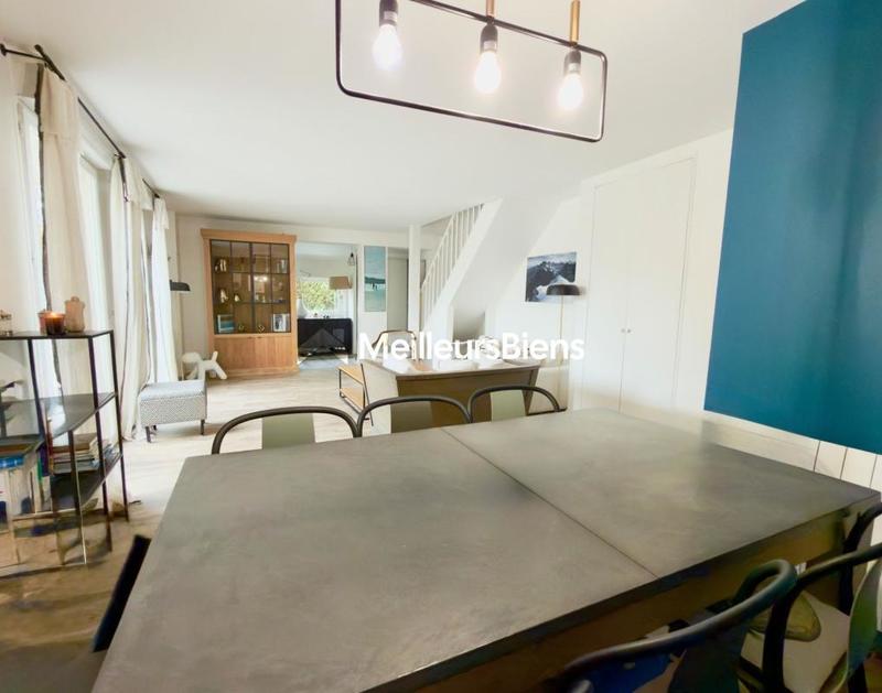 Maison - 129 m² - 7 pièces