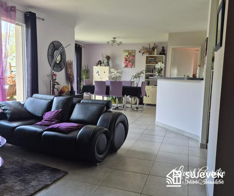 Maison - 105 m² - 4 pièces