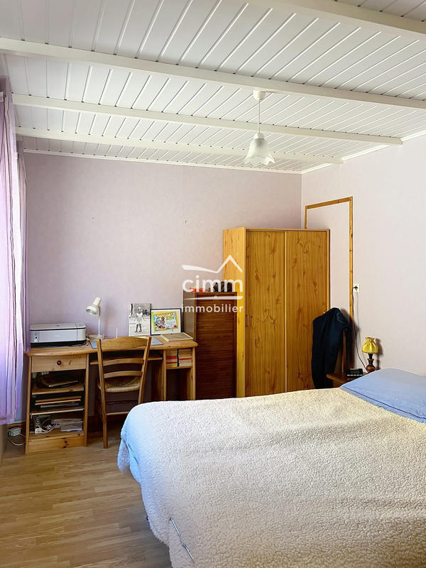 Maison - 95 m² - 5 pièces