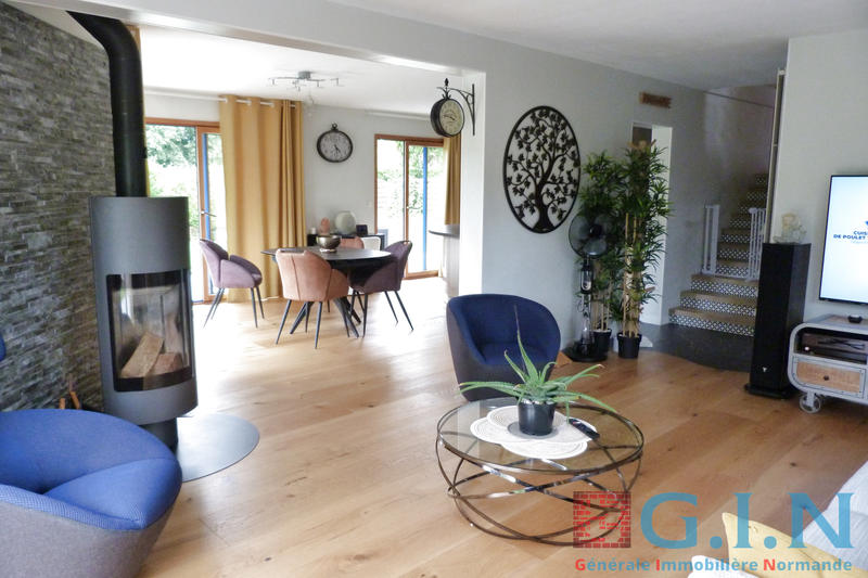 Maison - 163 m² - 7 pièces