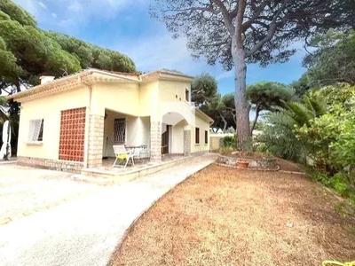 Maison - 96 m² - 7 pièces