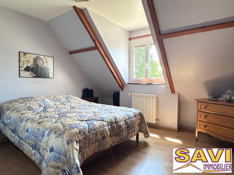 Maison traditionnelle - 174 m² - 8 pièces