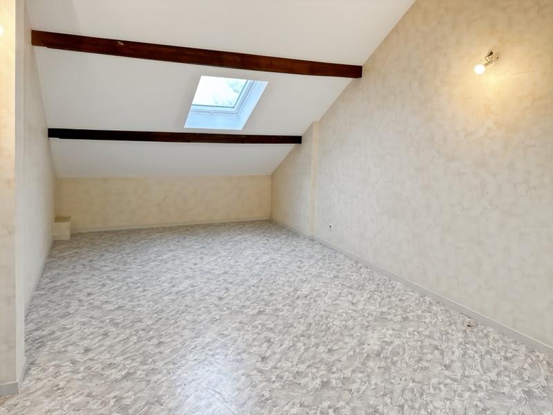 Maison - 175 m² - 7 pièces