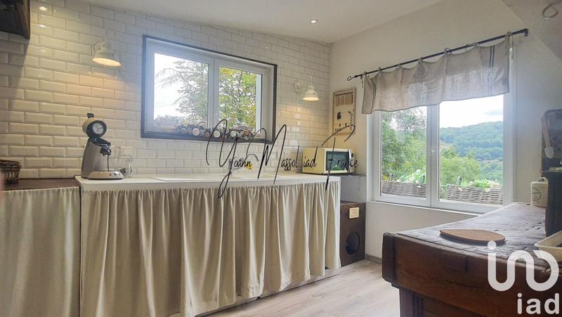 Maison - 90 m² - 3 pièces