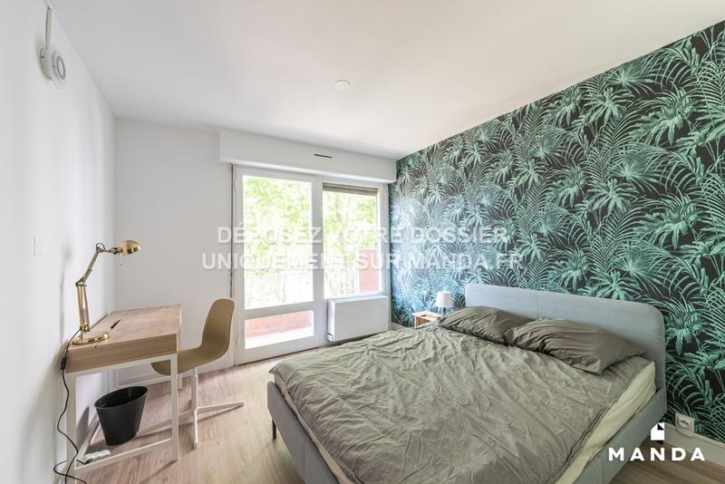 Chambre - 14 m² - 5 pièces