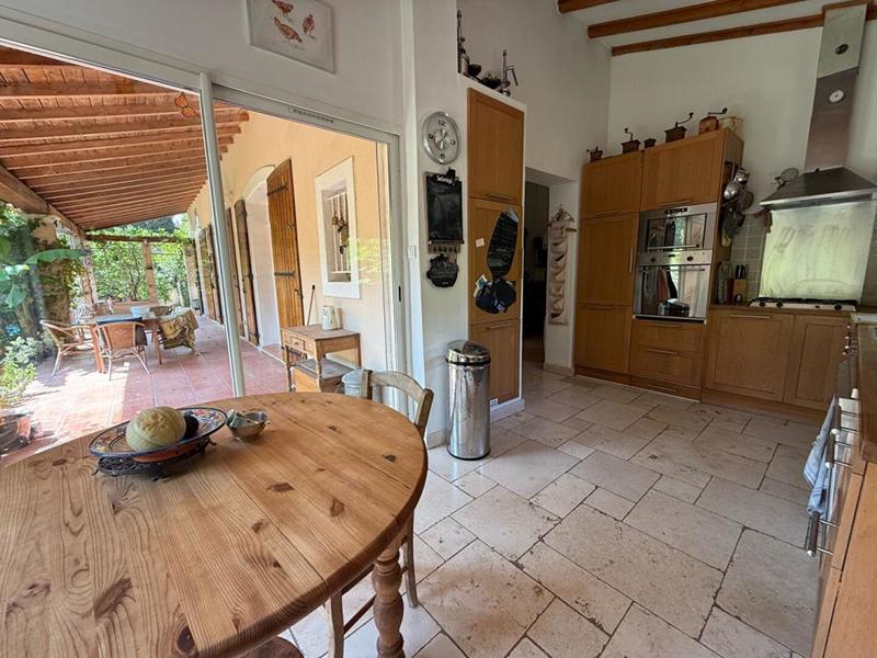 Maison - 170 m² - 6 pièces