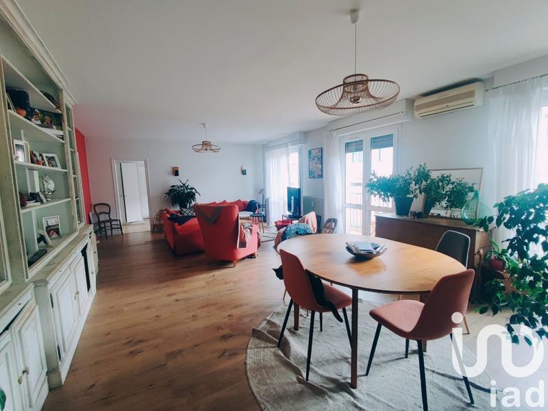 Appartement - 128 m² - 6 pièces