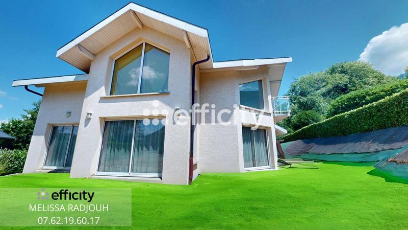 Maison - 167 m² - 6 pièces