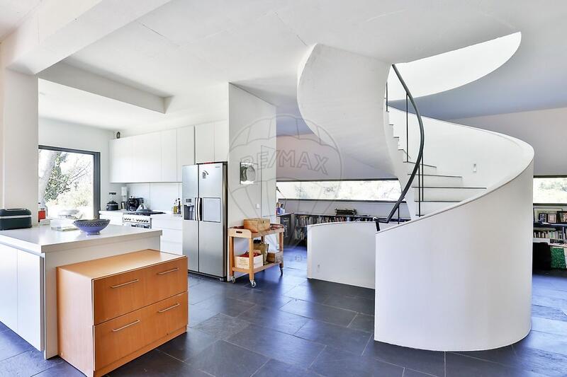 Villa - 253 m² - 5 pièces