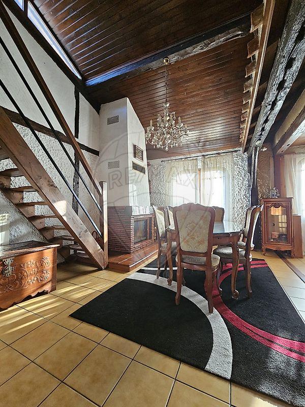 Maison de ville - 168 m² - 5 pièces