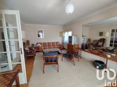 Maison - 180 m² - 9 pièces