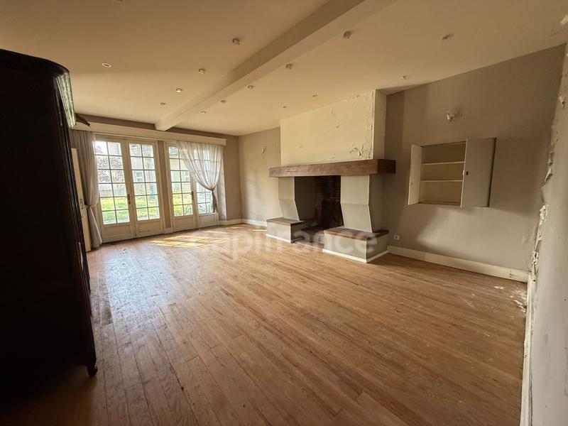 Maison bourgeoise - 280 m² - 7 pièces