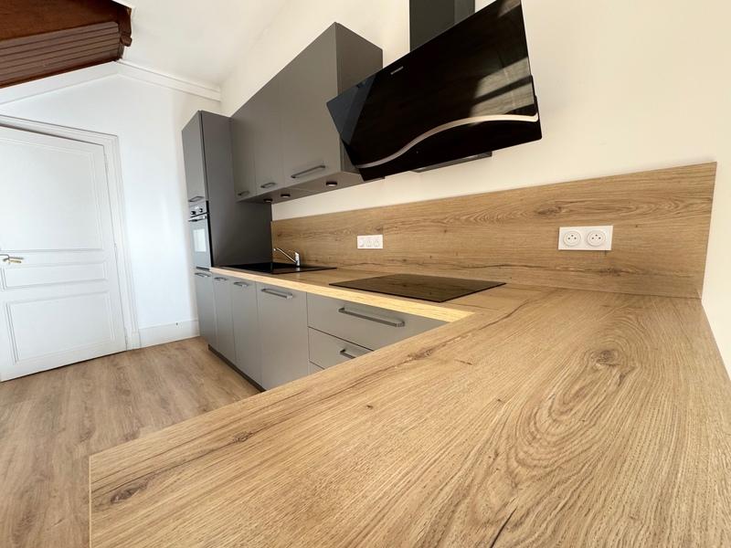 Appartement - 93 m² - 4 pièces