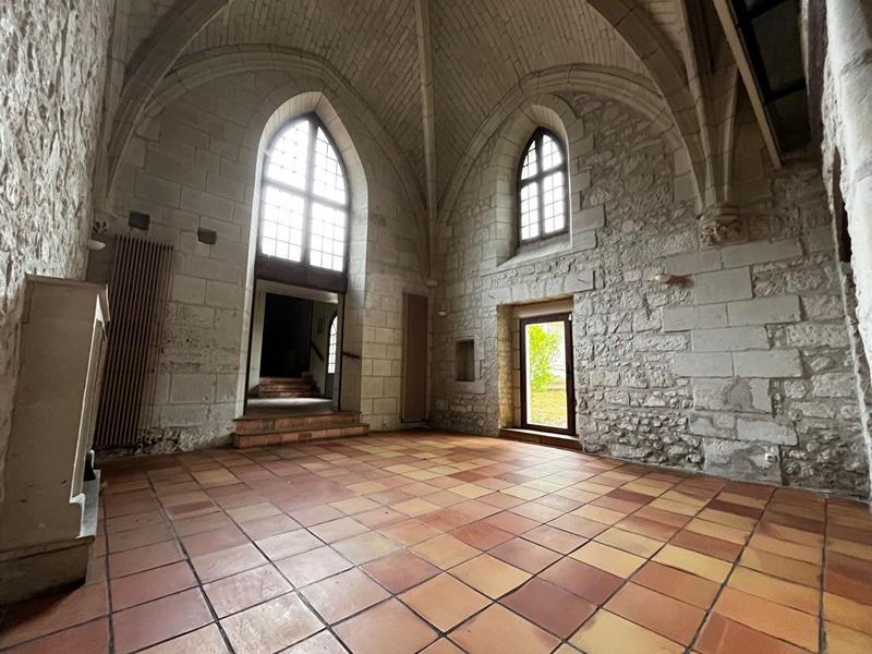 Demeure - 245 m² - 8 pièces