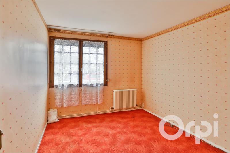 Maison - 92 m² - 5 pièces
