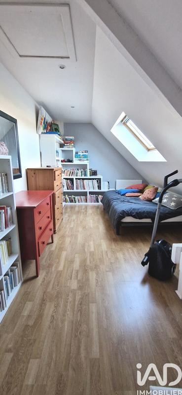 Maison - 180 m² - 8 pièces