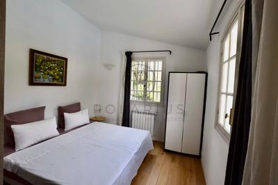 Villa - 240 m² - 6 pièces