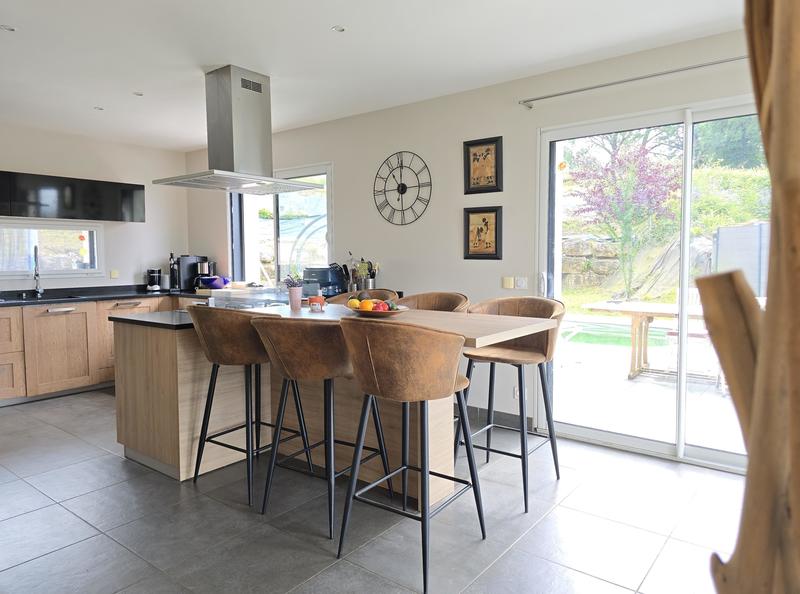 Maison contemporaine - 190 m² - 7 pièces