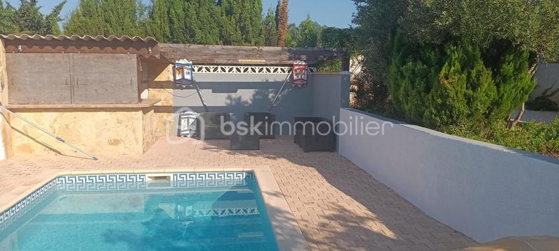 Propriété - 120 m² - 6 pièces