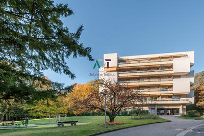 Appartement - 93 m² - 3 pièces