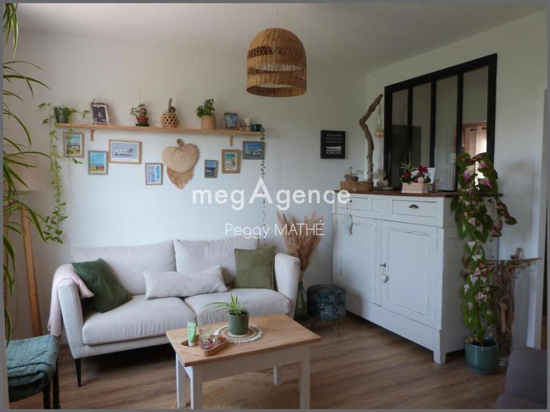 Maison - 90 m² - 4 pièces