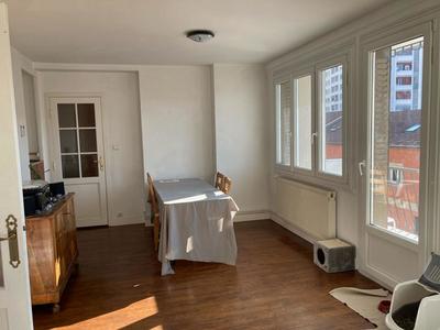 Appartement - 66 m² - 2 pièces