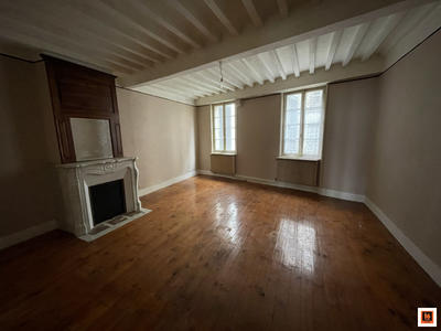 Maison ancienne - 101 m² - 7 pièces