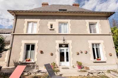Maison - 296 m² - 14 pièces