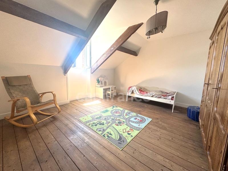 Maison - 191 m² - 8 pièces