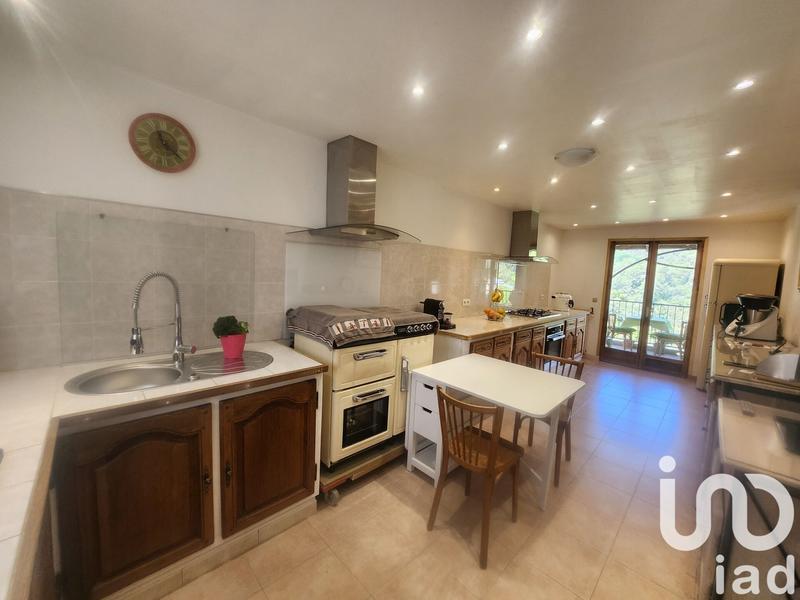 Maison - 165 m² - 5 pièces